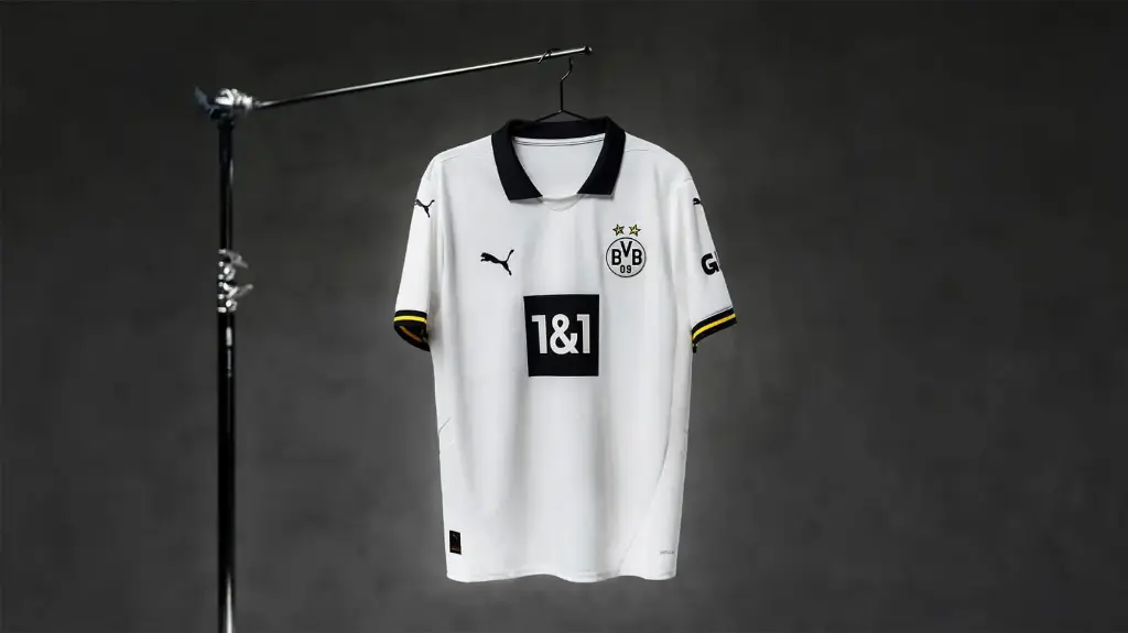 Borussia Dortmund Away Kit (2024-25) Embroidery [Set]